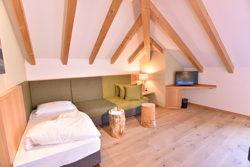 Seehotel Sparer Appiano Sulla Strada Del Vino Bagian luar foto