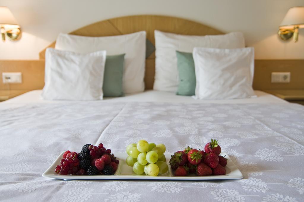 Seehotel Sparer Appiano Sulla Strada Del Vino Ruang foto